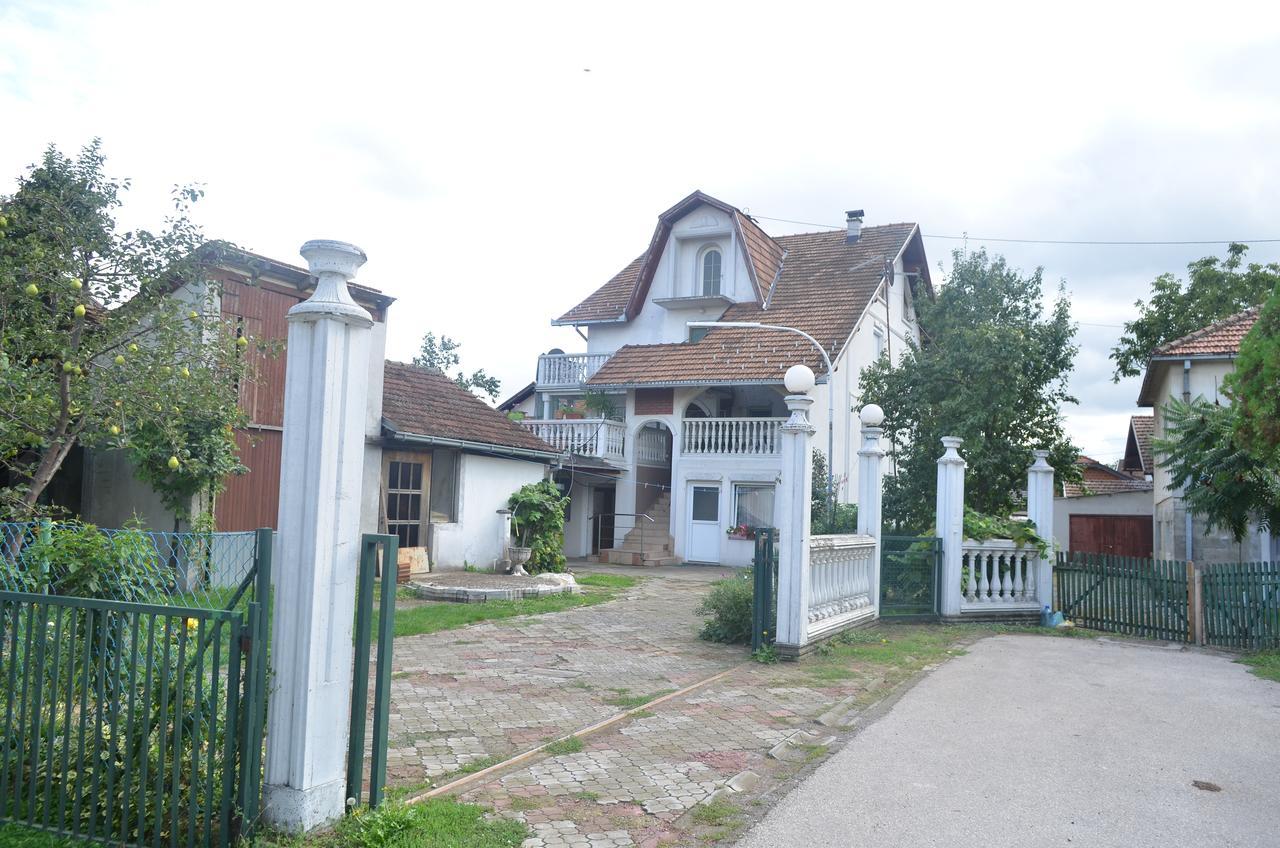 Prenociste Orhideja Hotel Odzak Ngoại thất bức ảnh