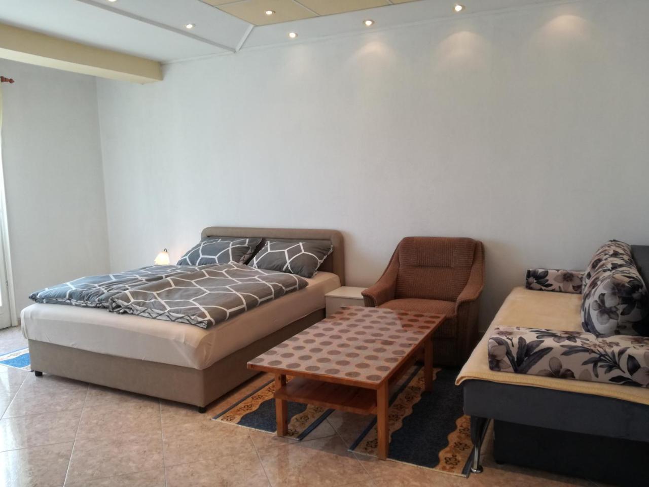 Prenociste Orhideja Hotel Odzak Ngoại thất bức ảnh